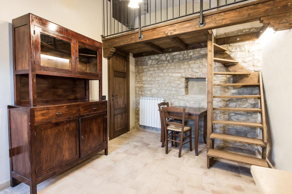 Domus In Castro Montecchio (Perugia) Quarto foto